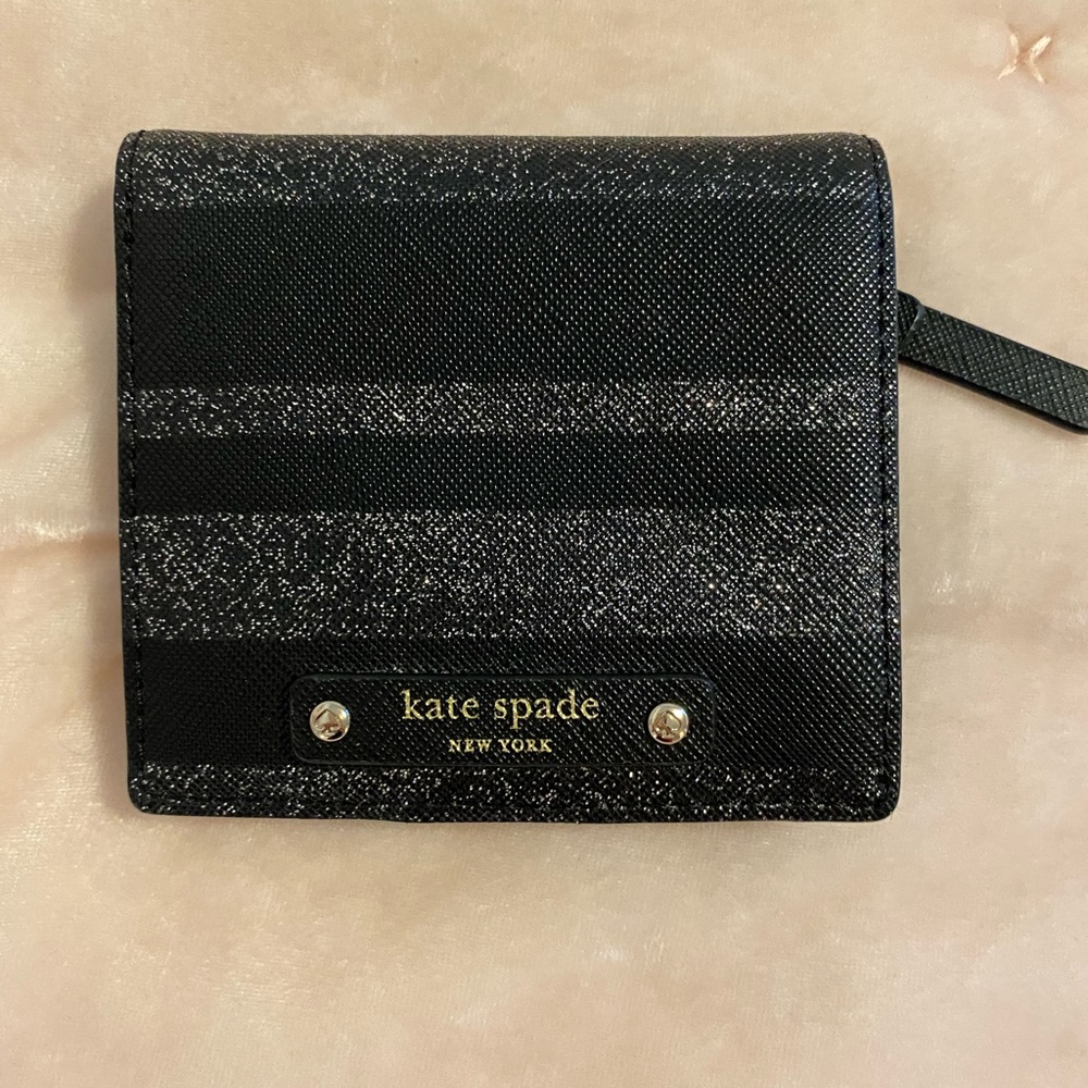 Kate Spade small bi-fold wallet